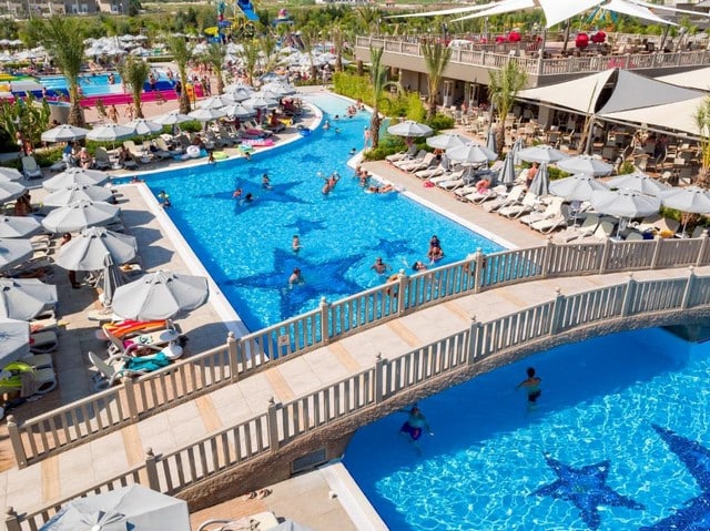 رويال سيجينيوس انطاليا